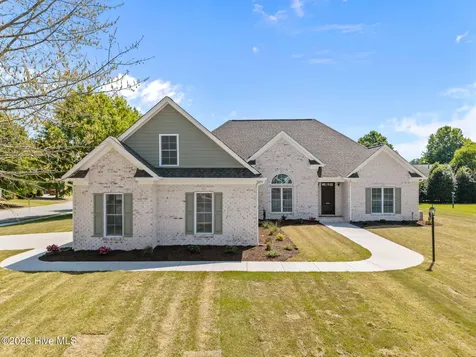 404 Donald Drive Winterville NC 28590