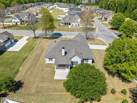404 Donald Drive Winterville NC 28590
