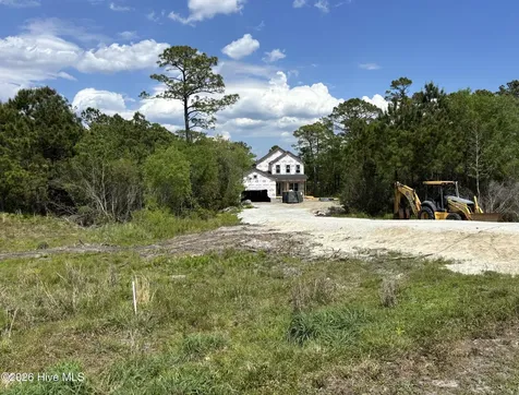 278 E Ivybridge Drive Hubert NC 28539