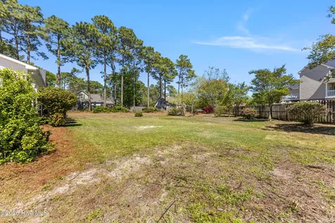 137 River Oaks Drive Wilmington NC 28412