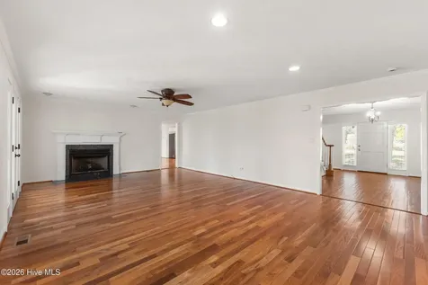 137 River Oaks Drive Wilmington NC 28412