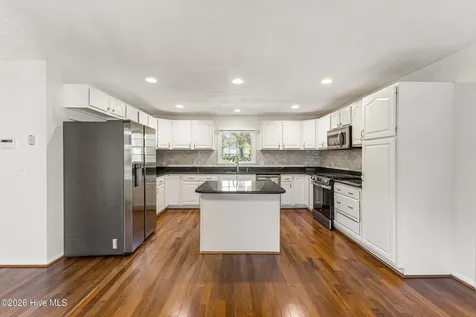 137 River Oaks Drive Wilmington NC 28412