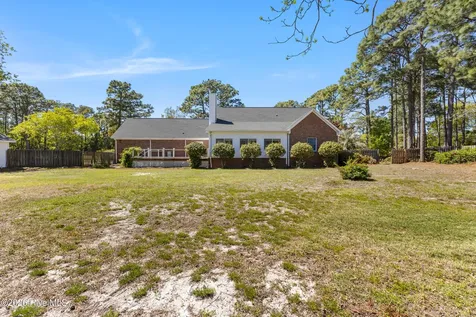 137 River Oaks Drive Wilmington NC 28412