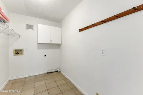 137 River Oaks Drive Wilmington NC 28412