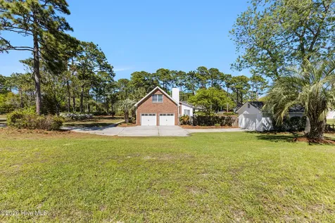 137 River Oaks Drive Wilmington NC 28412