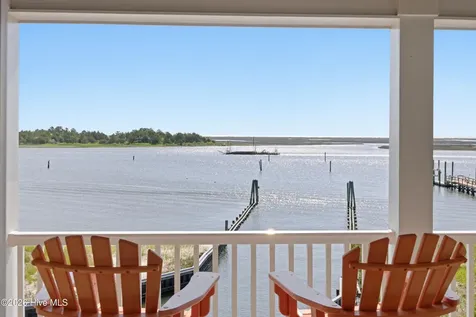 5252 Masonboro Harbour Drive Wilmington NC 28409