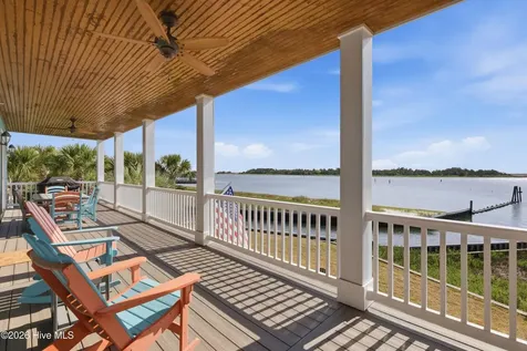 5252 Masonboro Harbour Drive Wilmington NC 28409