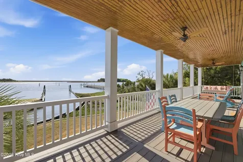 5252 Masonboro Harbour Drive Wilmington NC 28409