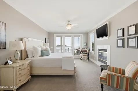 5252 Masonboro Harbour Drive Wilmington NC 28409