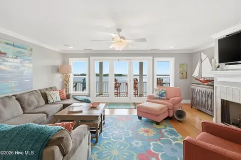 5252 Masonboro Harbour Drive Wilmington NC 28409