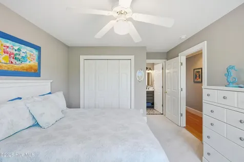 5252 Masonboro Harbour Drive Wilmington NC 28409