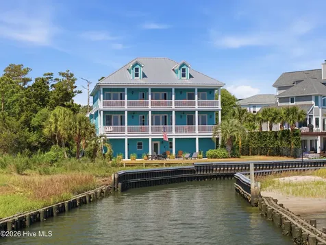 5252 Masonboro Harbour Drive Wilmington NC 28409