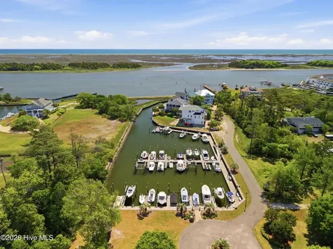 5252 Masonboro Harbour Drive Wilmington NC 28409