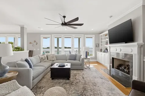 5252 Masonboro Harbour Drive Wilmington NC 28409