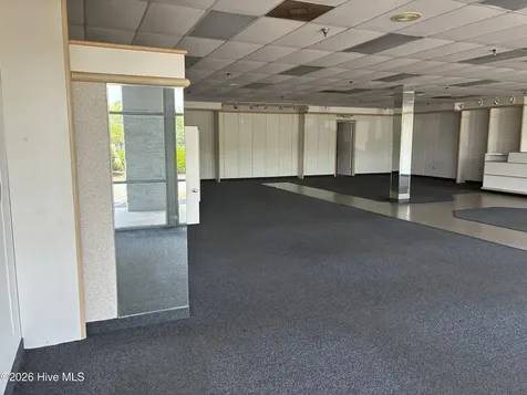 1861 W Ehringhaus Street Elizabeth City NC 27909