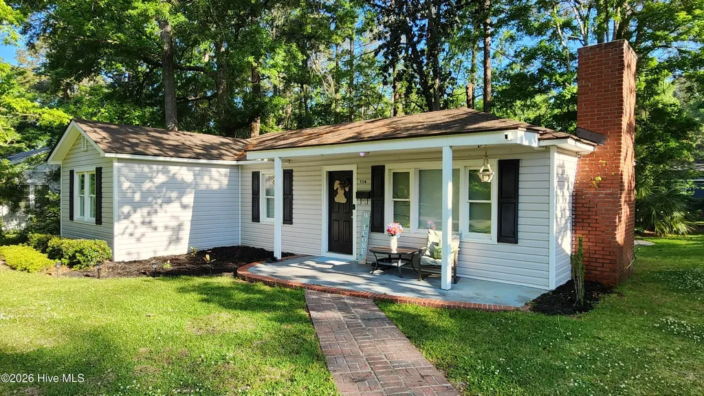 114 W Frink Street Whiteville NC 28472