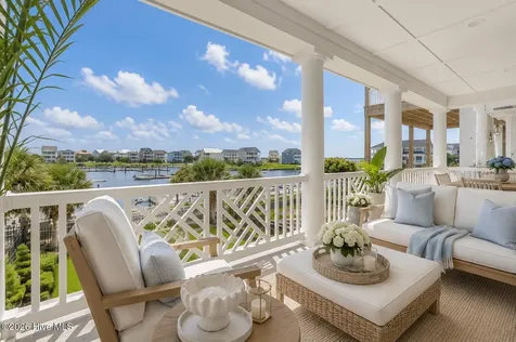 458 Kensington Place Newport NC 28570