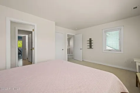 312 Mcginnis Drive Pine Knoll Shores NC 28512