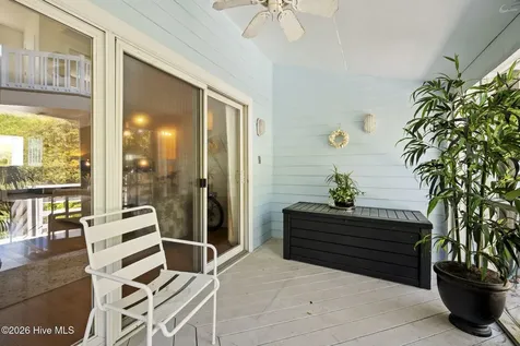 312 Mcginnis Drive Pine Knoll Shores NC 28512