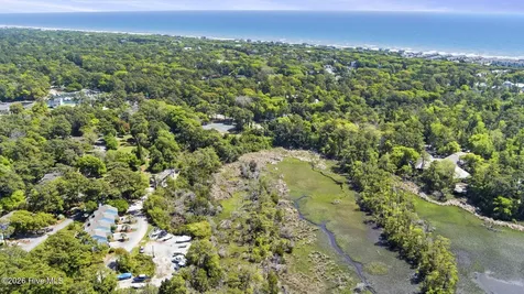 312 Mcginnis Drive Pine Knoll Shores NC 28512