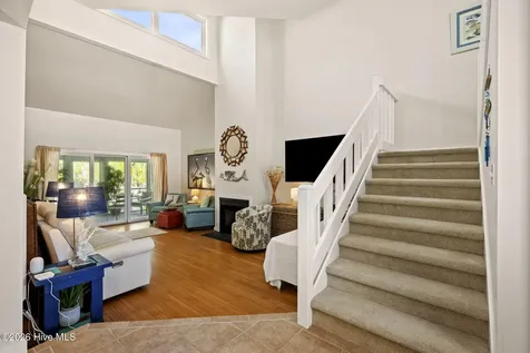 312 Mcginnis Drive Pine Knoll Shores NC 28512