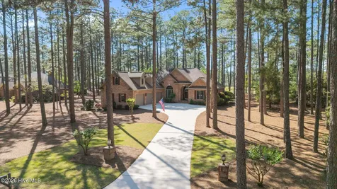 28 Abbottsford Drive Pinehurst NC 28374