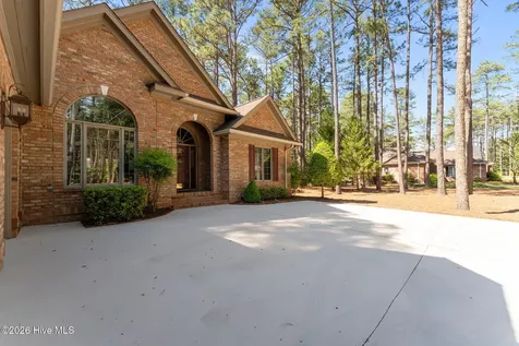 28 Abbottsford Drive Pinehurst NC 28374