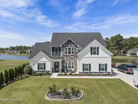 109 Sparrow Drive New Bern NC 28560