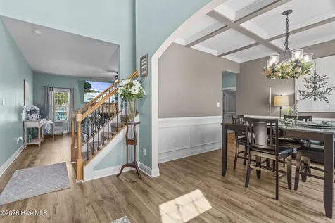 109 Sparrow Drive New Bern NC 28560