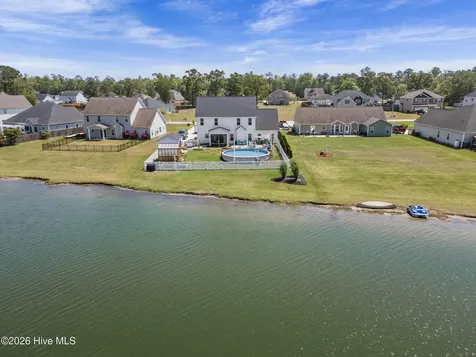 109 Sparrow Drive New Bern NC 28560