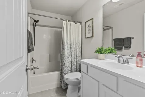 109 Sparrow Drive New Bern NC 28560