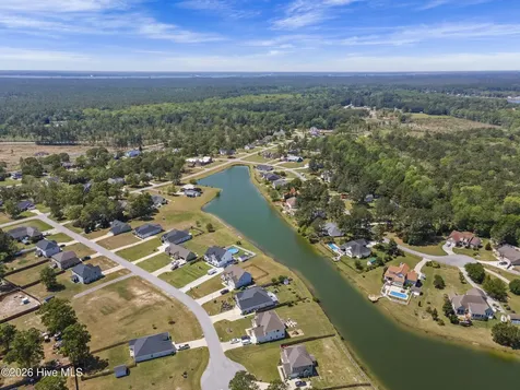 109 Sparrow Drive New Bern NC 28560