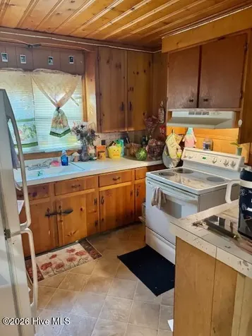 515 Hillside Drive S North Myrtle Beach SC 29582
