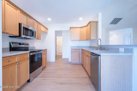 359 Putnam Drive Wilmington NC 28411