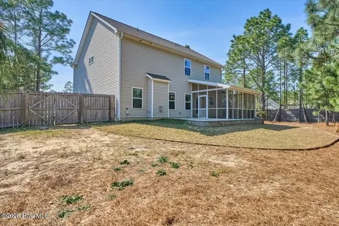 3015 Dana Lane Aberdeen NC 28315