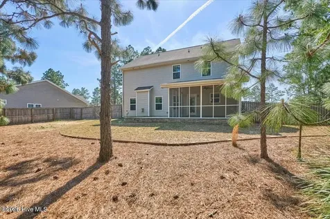 3015 Dana Lane Aberdeen NC 28315