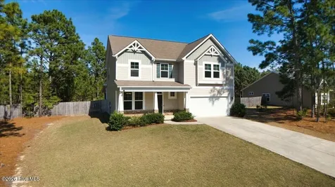 3015 Dana Lane Aberdeen NC 28315
