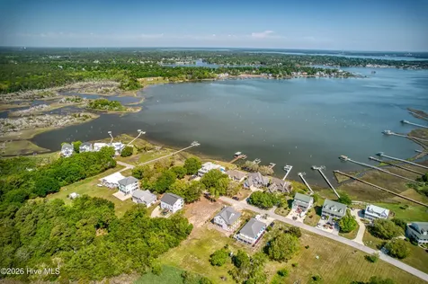 213 Shell Drive Sneads Ferry NC 28460