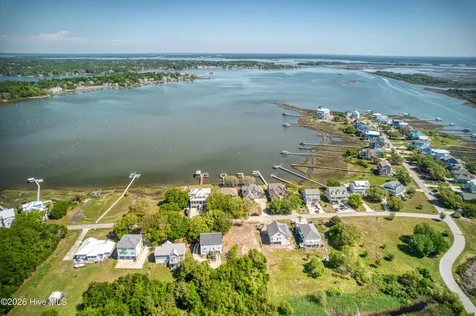 213 Shell Drive Sneads Ferry NC 28460