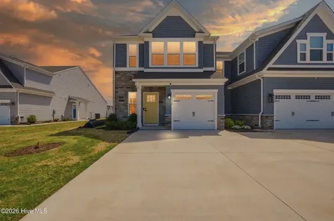103 Spinnaker Street Elizabeth City NC 27909