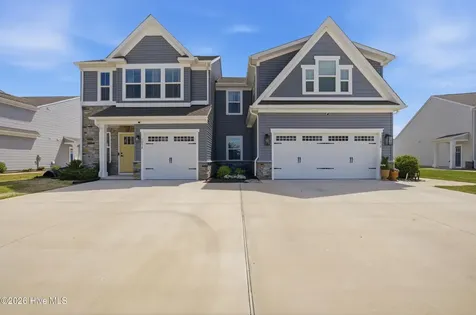 103 Spinnaker Street Elizabeth City NC 27909