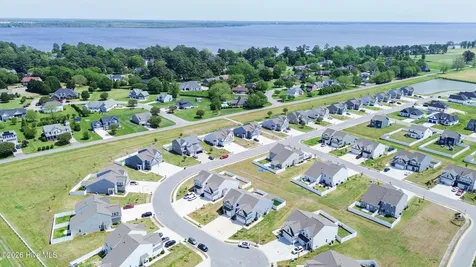 103 Spinnaker Street Elizabeth City NC 27909
