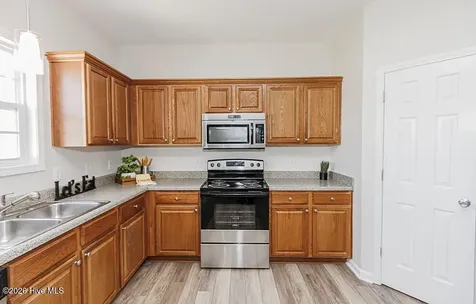 828 Jade Lane Winterville NC 28590