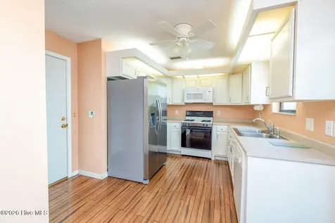 948 Birch Creek Drive Wilmington NC 28403