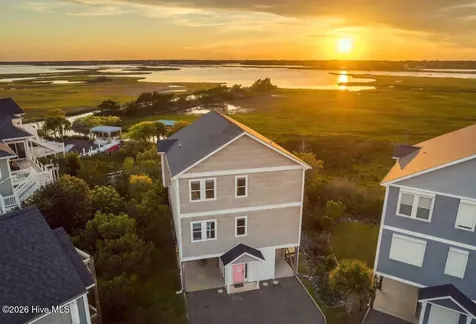 331 Oceanaire Lane Surf City NC 28445