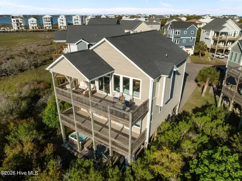 331 Oceanaire Lane Surf City NC 28445