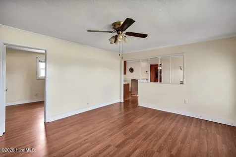 104 Carolina Avenue Leland NC 28451