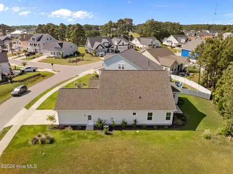 559 Moss Lake Lane Holly Ridge NC 28445