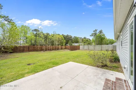 111 Anderson Avenue Holly Ridge NC 28445