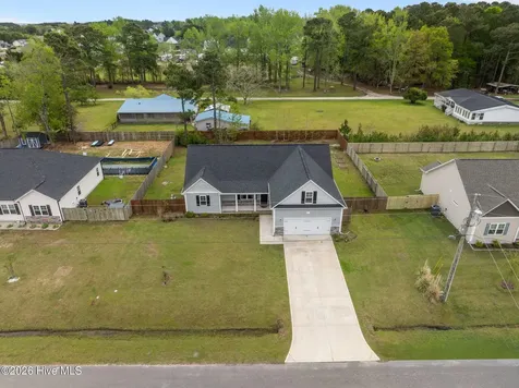 111 Anderson Avenue Holly Ridge NC 28445